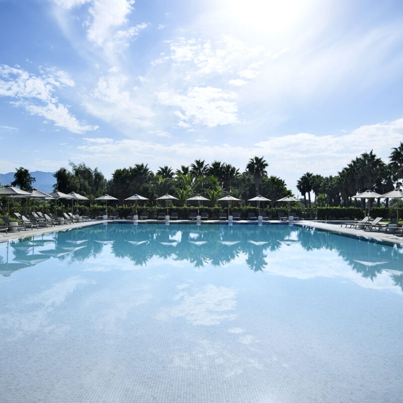 Pelagos Suites Hotel & Spa